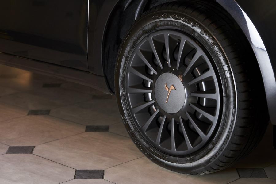 Колеса Lancia Ypsilon Black and Noir (846) 2019 года  (фото 8 из 39)